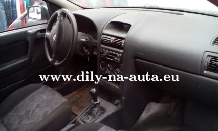 Opel Astra G 1,6i na náhradní díly České Budějovice / dily-na-auta.eu