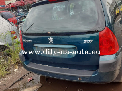 Peugeot 307 zelená na náhradní díly Pardubice / dily-na-auta.eu