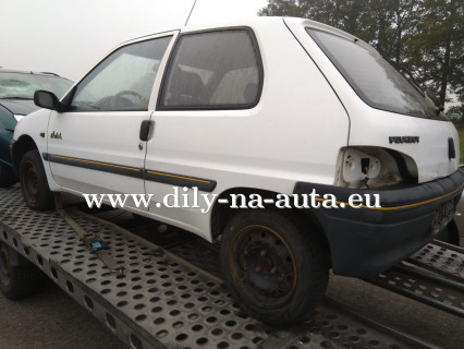 Peugeot 205 / dily-na-auta.eu Peugeot 205 / dily-na-auta.eu