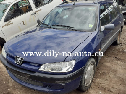 Peugeot 306 modrá na náhradní díly