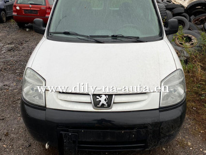 Citroen Berlingo bílá na náhradní díly Pardubice / dily-na-auta.eu