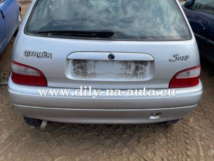 Citroen Saxo stříbrná náhradní díly