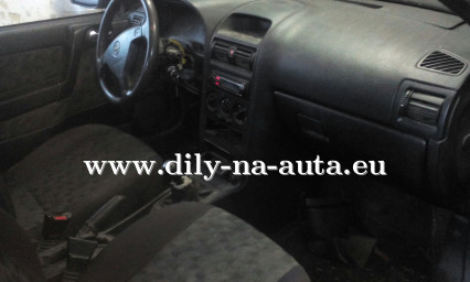 Opel astra g caravan modrá na díly ČB / dily-na-auta.eu