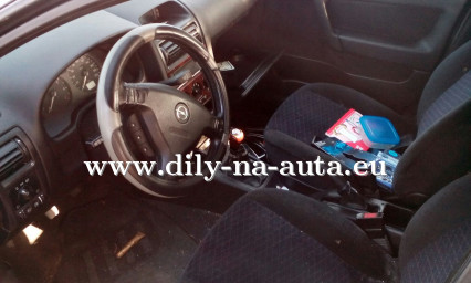 Opel Astra G na náhradní díly ČB / dily-na-auta.eu