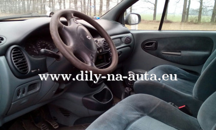 Renault Scenic modrá na díly ČB / dily-na-auta.eu