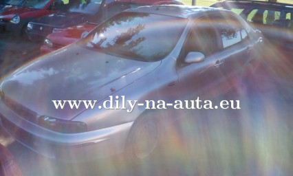 Fiat Marea sedan / dily-na-auta.eu