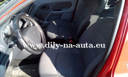 Renault Thalia červená motor ko na díly ČB / dily-na-auta.eu